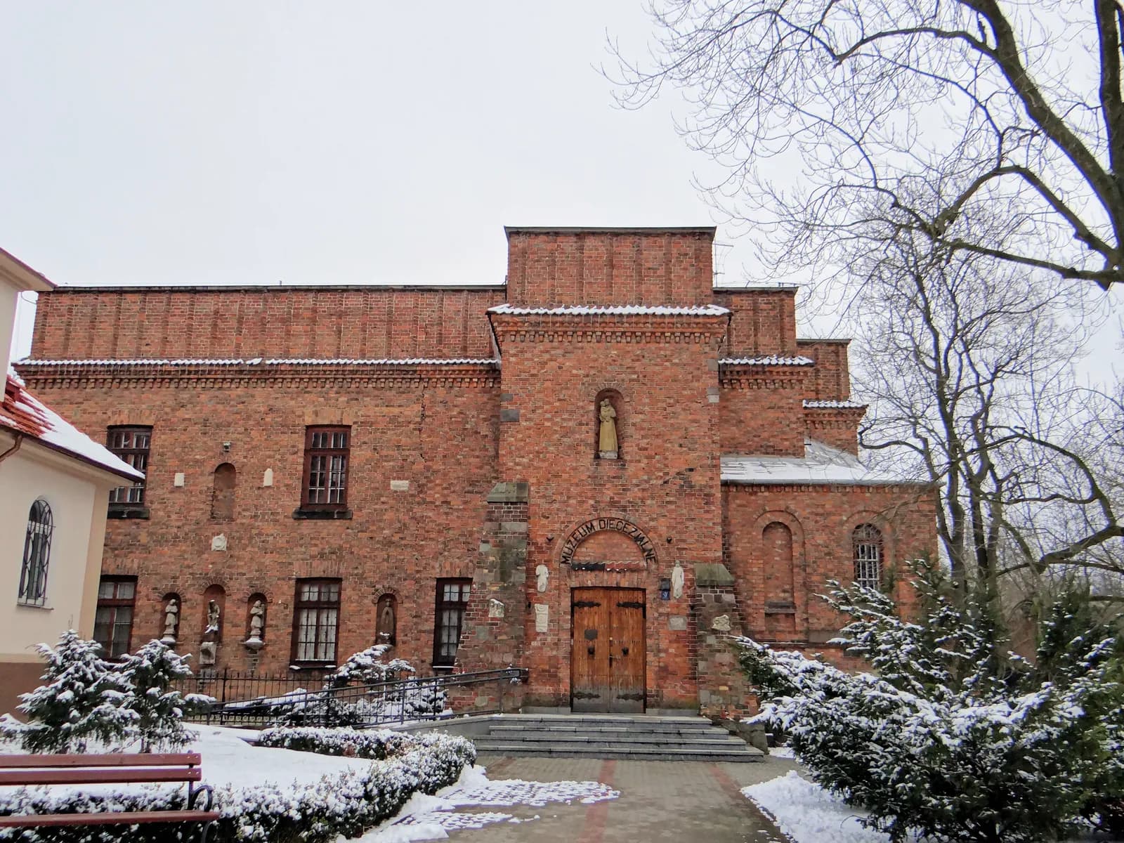 Discover Over 1,000 Years of History at the Diocesan Museum in Płock
